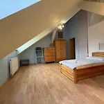 Lejlighed Spacious 110 M2 With 4 Private
