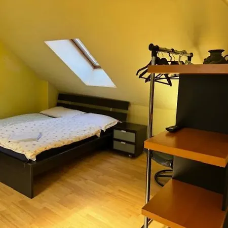 Center-big-apartman-110m2-tv-internet Lägenhet
