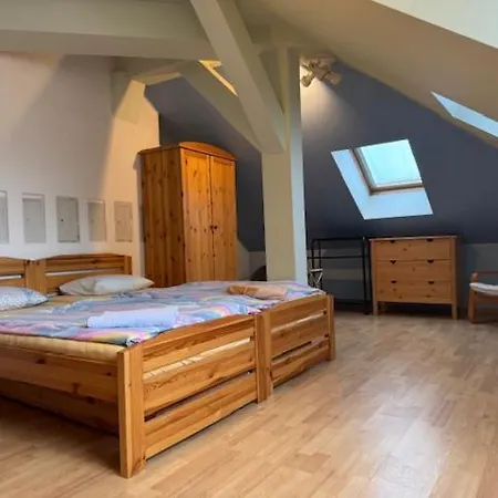 Center-big-apartman-110m2-tv-internet * Bratislava