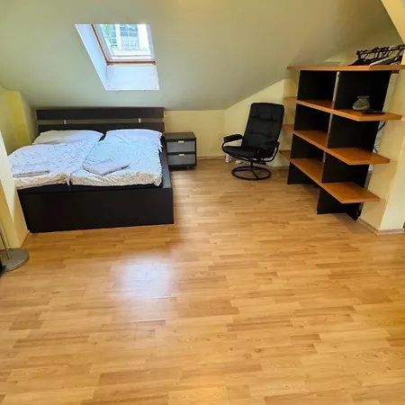 Apartman Center-big-apartman-110m2-tv-internet *