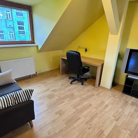 Spacious 110 M2 With 4 Private Bratysława