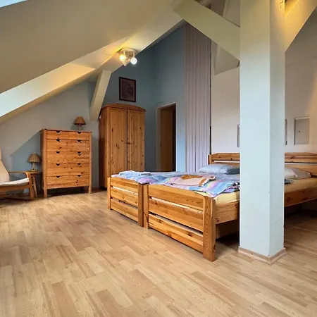 Apartman Center-big-apartman-110m2-tv-internet Pozsony