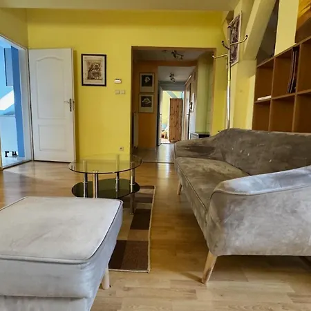 Spacious 110 M2 With 4 Private Bratysława