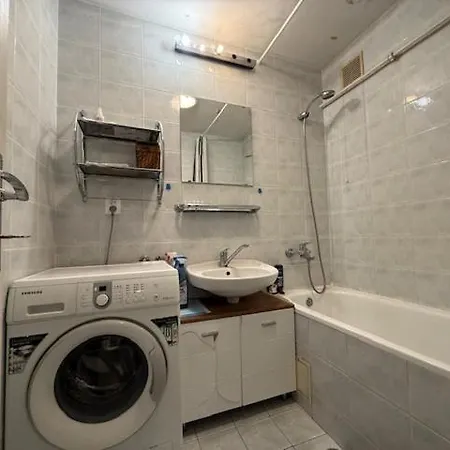 Apartmán Spacious 110 M2 With 4 Private