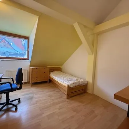 Spacious 110 M2 With 4 Private