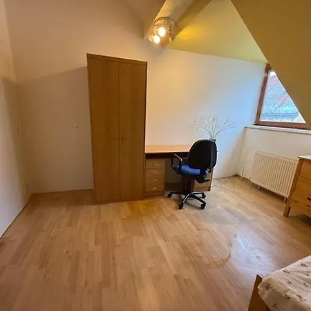 Spacious 110 M2 With 4 Private Apartmán