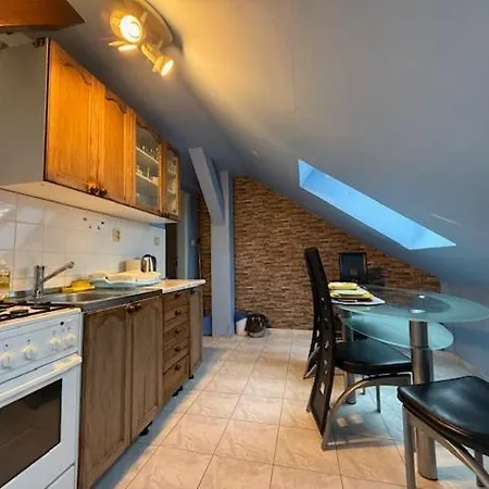 Spacious 110 M2 With 4 Private Apartament Bratysława