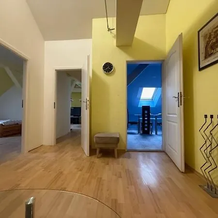 Spacious 110 M2 With 4 Private Apartmán *