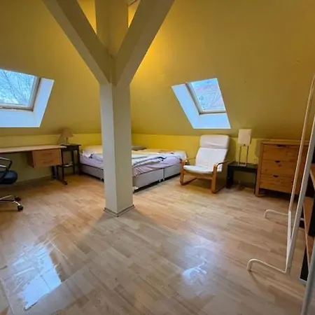 Spacious 110 M2 With 4 Private Bratysława