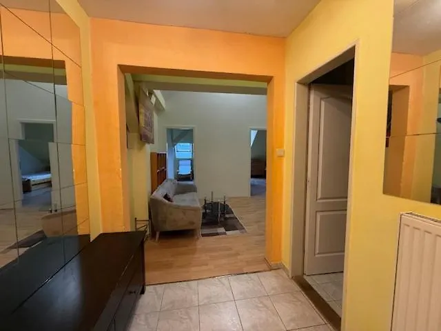 Spacious 110 M2 With 4 Private Διαμέρισμα Μπρατισλάβα