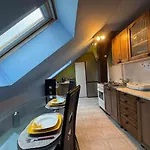 Spacious 110 M2 With 4 Private Appartement *