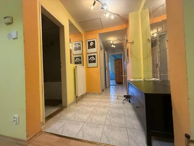 Spacious 110 M2 With 4 Private Apartman Pozsony