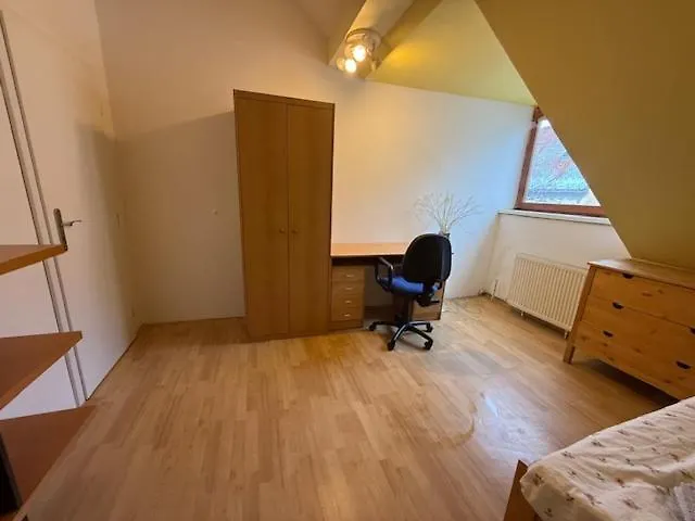 Spacious 110 M2 With 4 Private Apartman