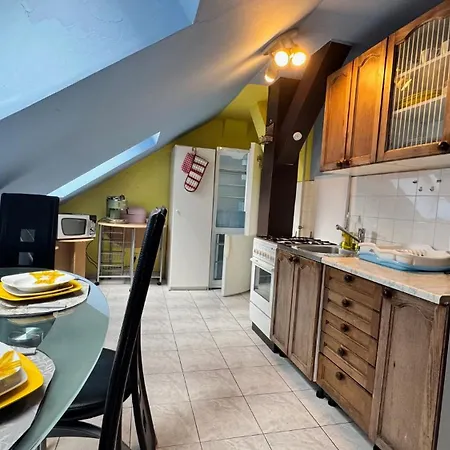 Center-big-apartman-110m2-tv-internet Διαμέρισμα Μπρατισλάβα